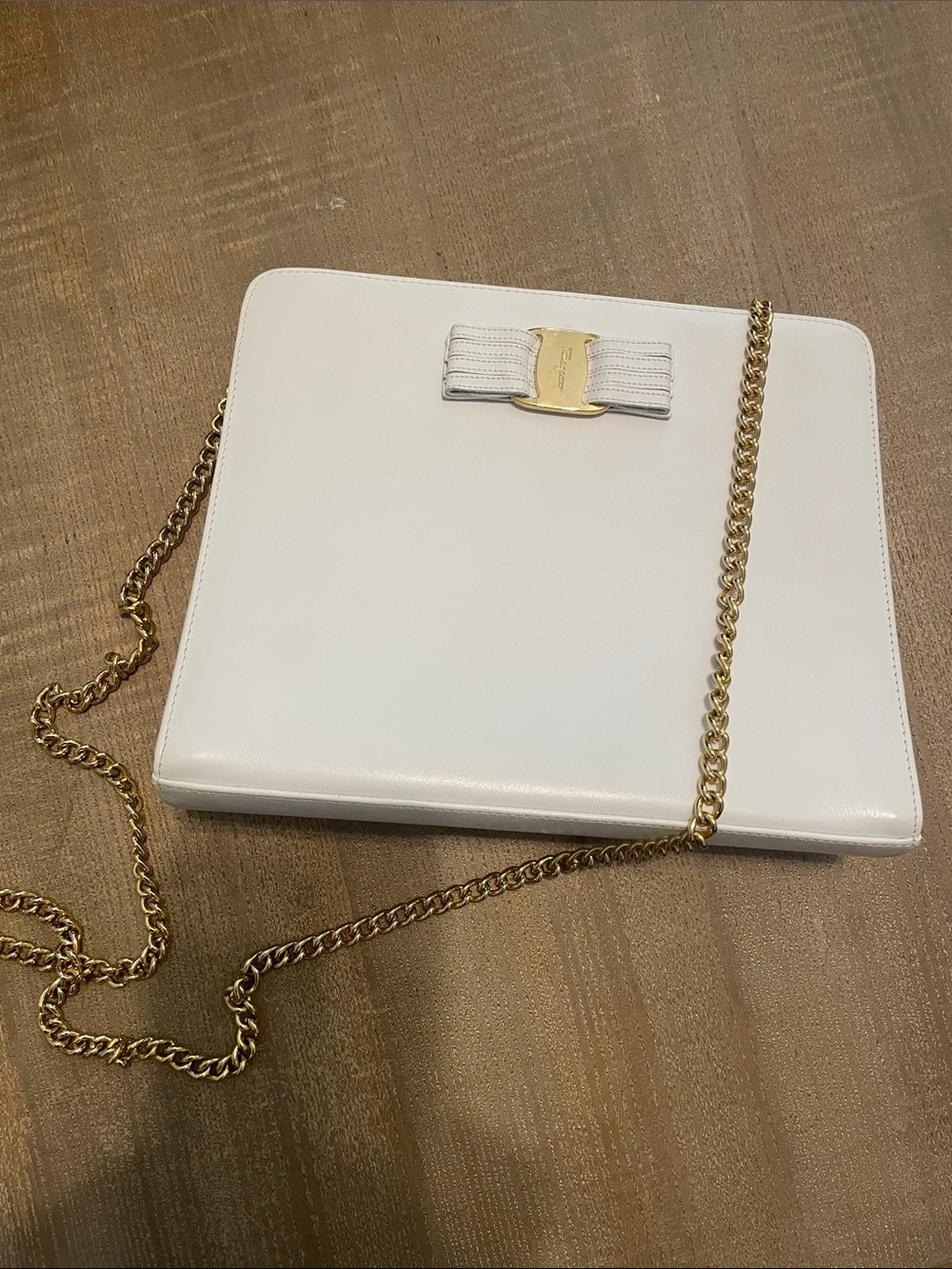 Salvatore Ferragamo Cream Leather Vara Bow Crossbody with Gold Chain